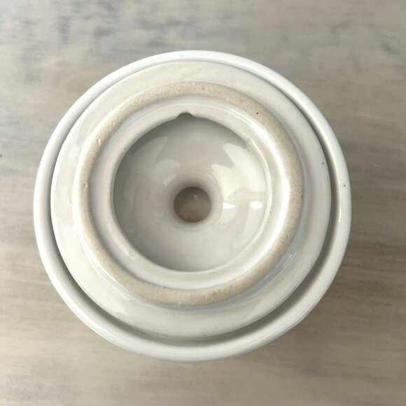 Set of 2 Ceramic Canisters with a painted floral design - Picture 10 of 14